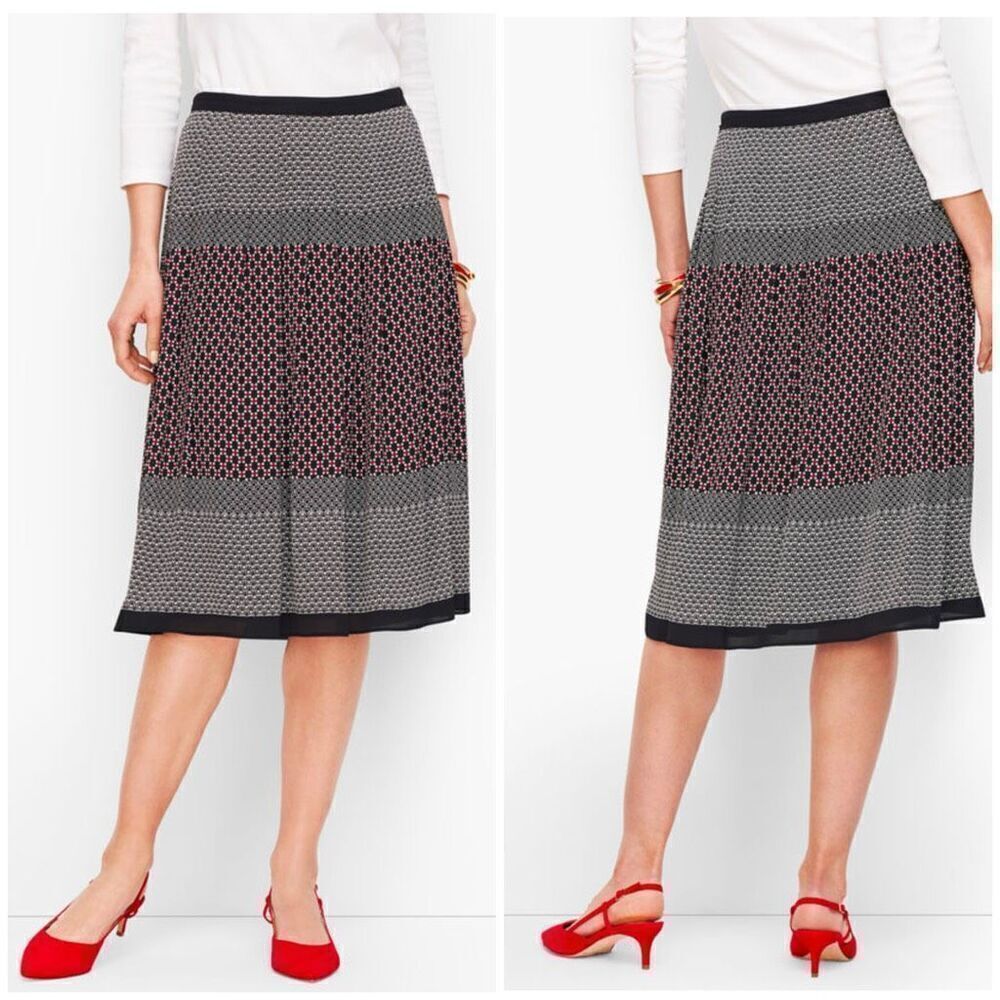 Talbots Geo Print Pleated Full Skirt size 6 Black Red